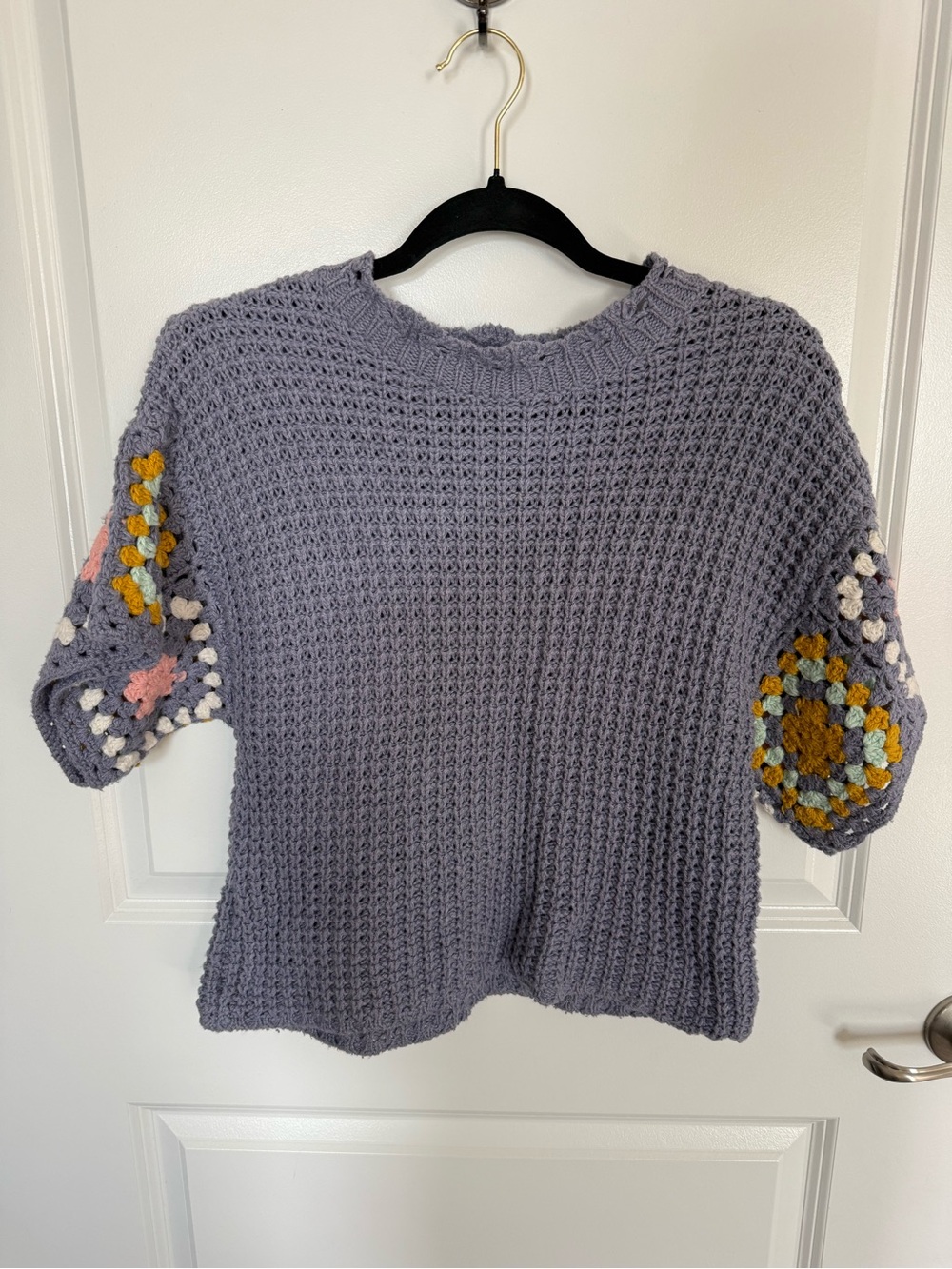 Universal Thread Lavender Crochet Short-Sleeve Sweater with Multicolor Accent-Md